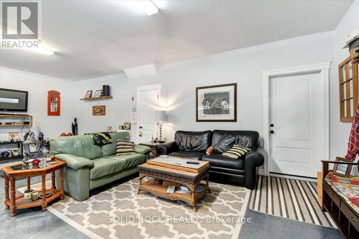 400 PIGDEN ROAD