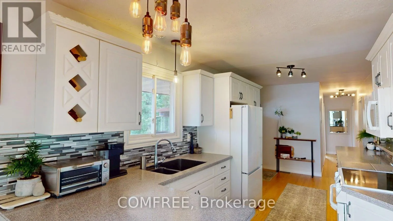 30 LAKESHORE DRIVE