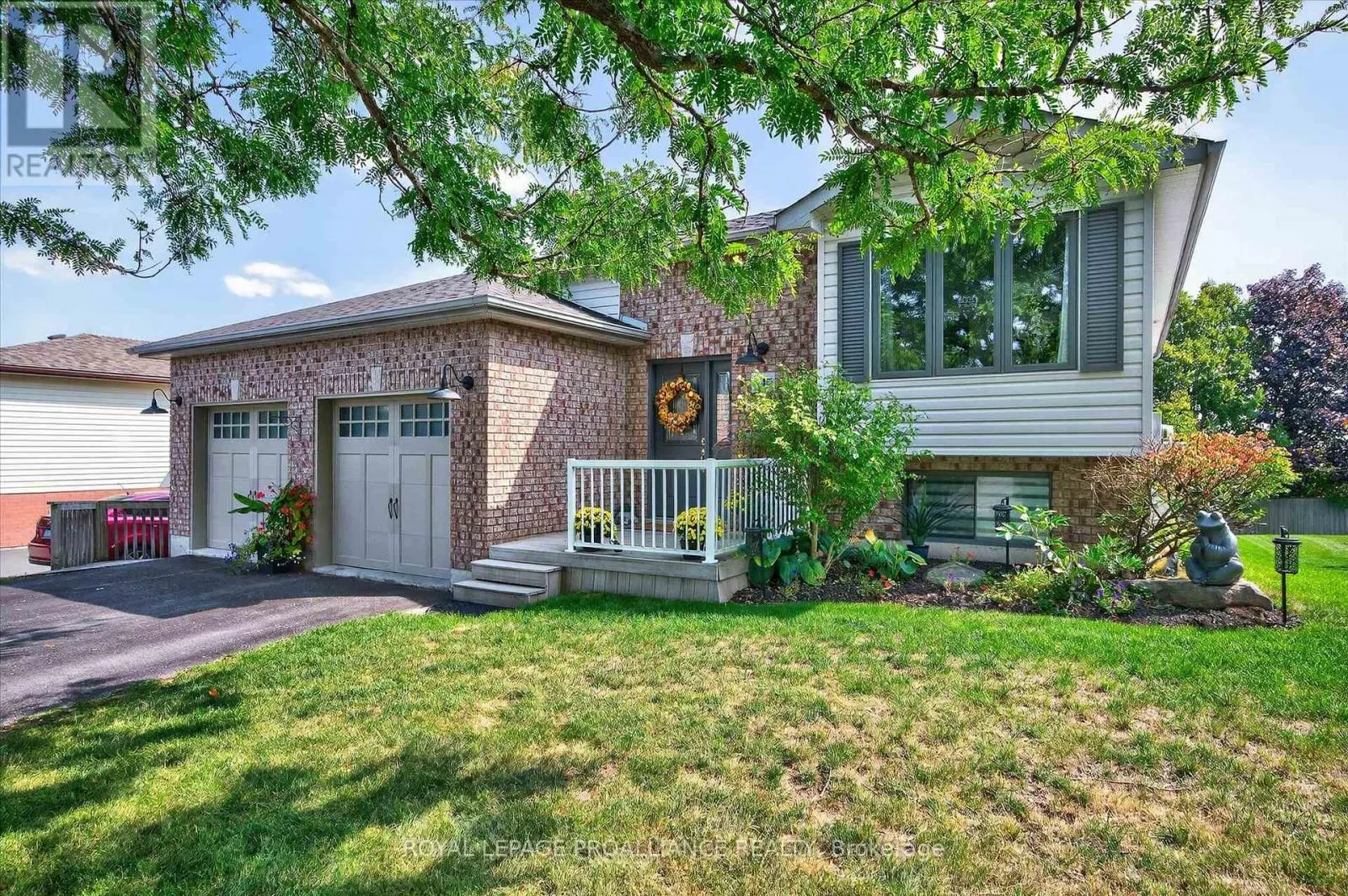 845 STEWART DRIVE