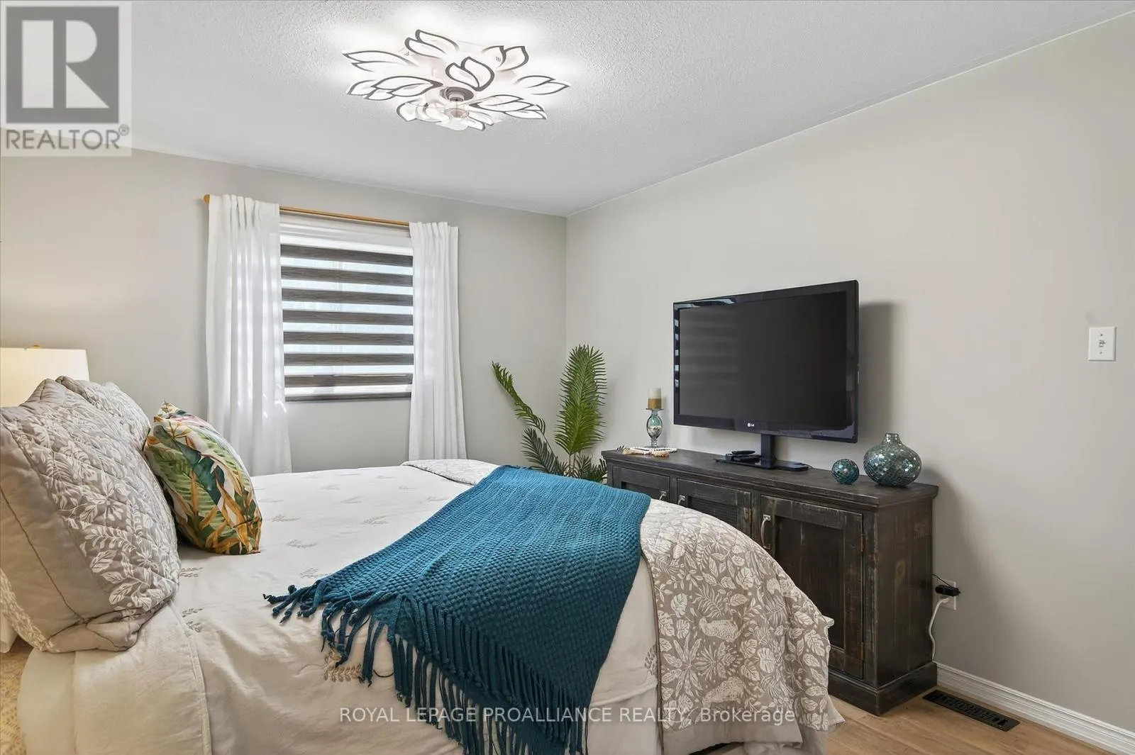 845 STEWART DRIVE