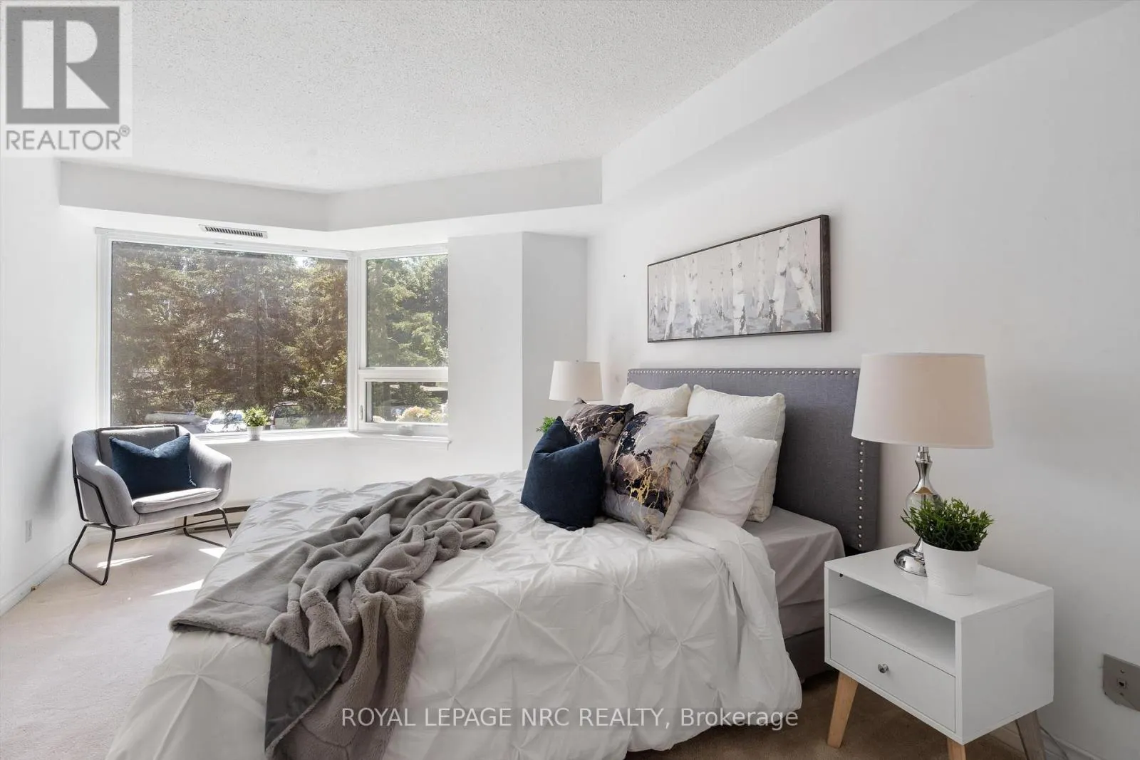 2204 - 701 GENEVA STREET, #2204
