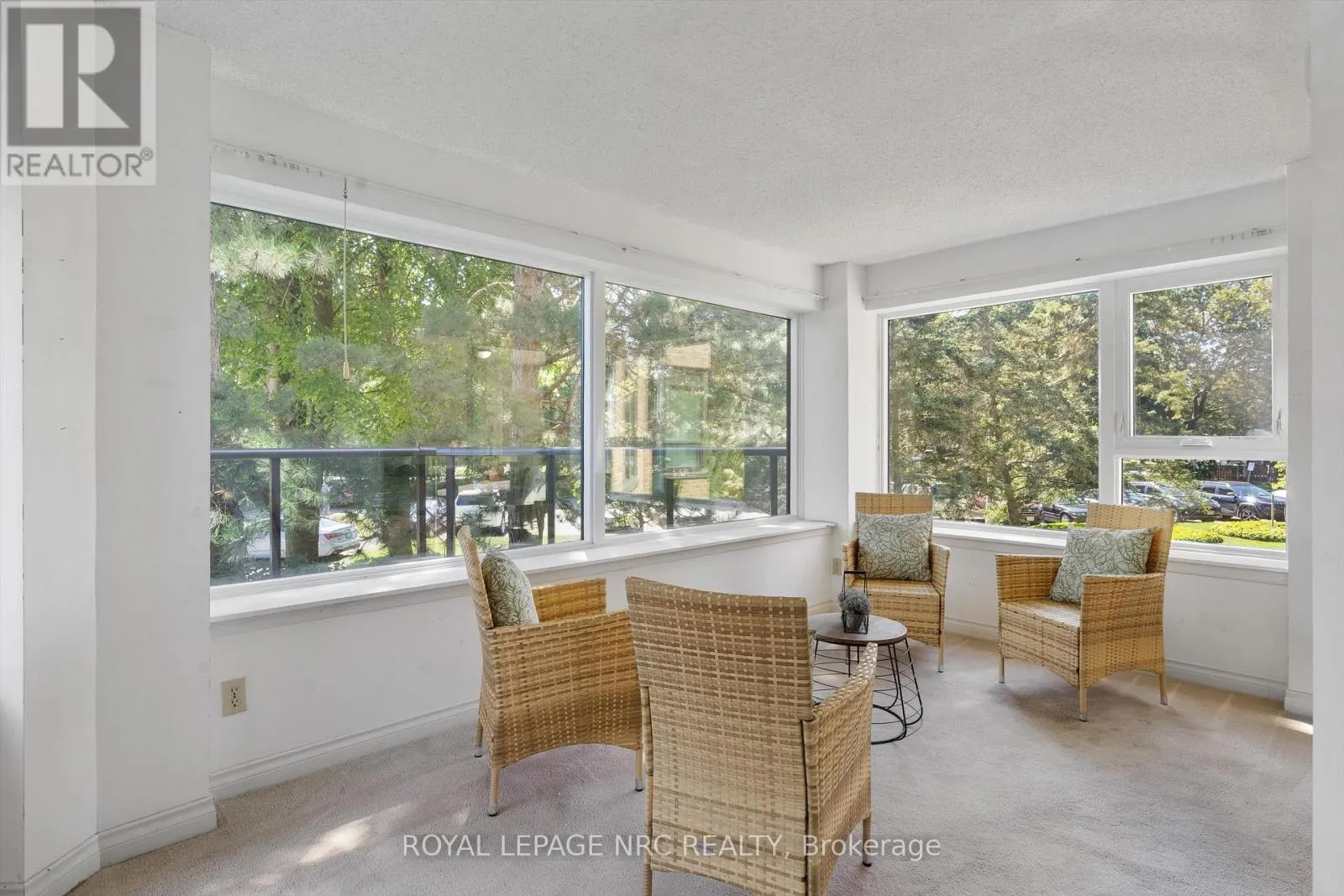 2204 - 701 GENEVA STREET, #2204
