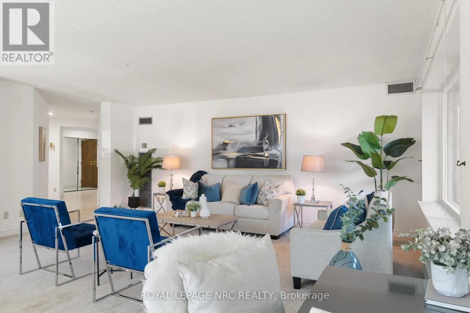 2204 - 701 GENEVA STREET, #2204