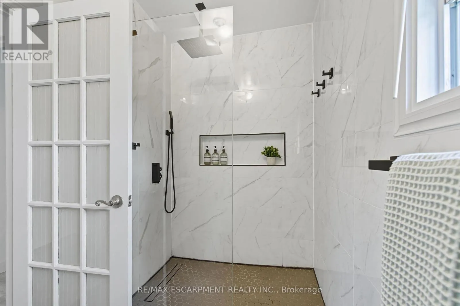 157 EAST 5TH STREET