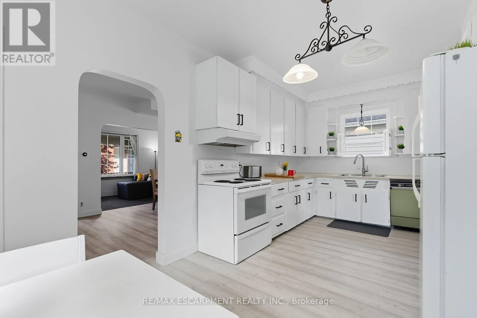157 EAST 5TH STREET