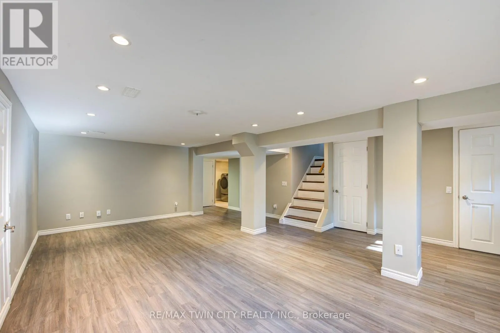 1319 ROSEVILLE ROAD