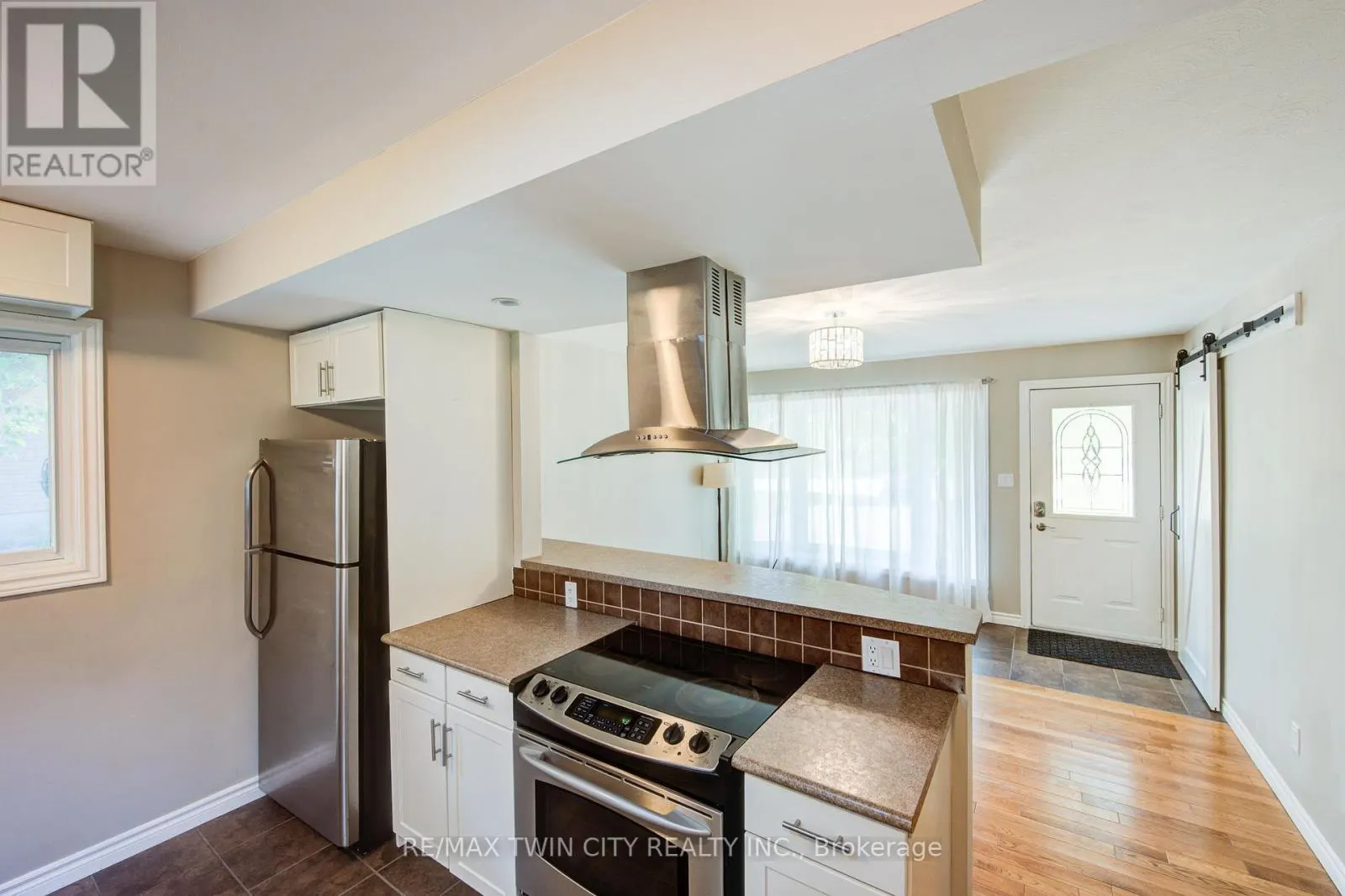 1319 ROSEVILLE ROAD