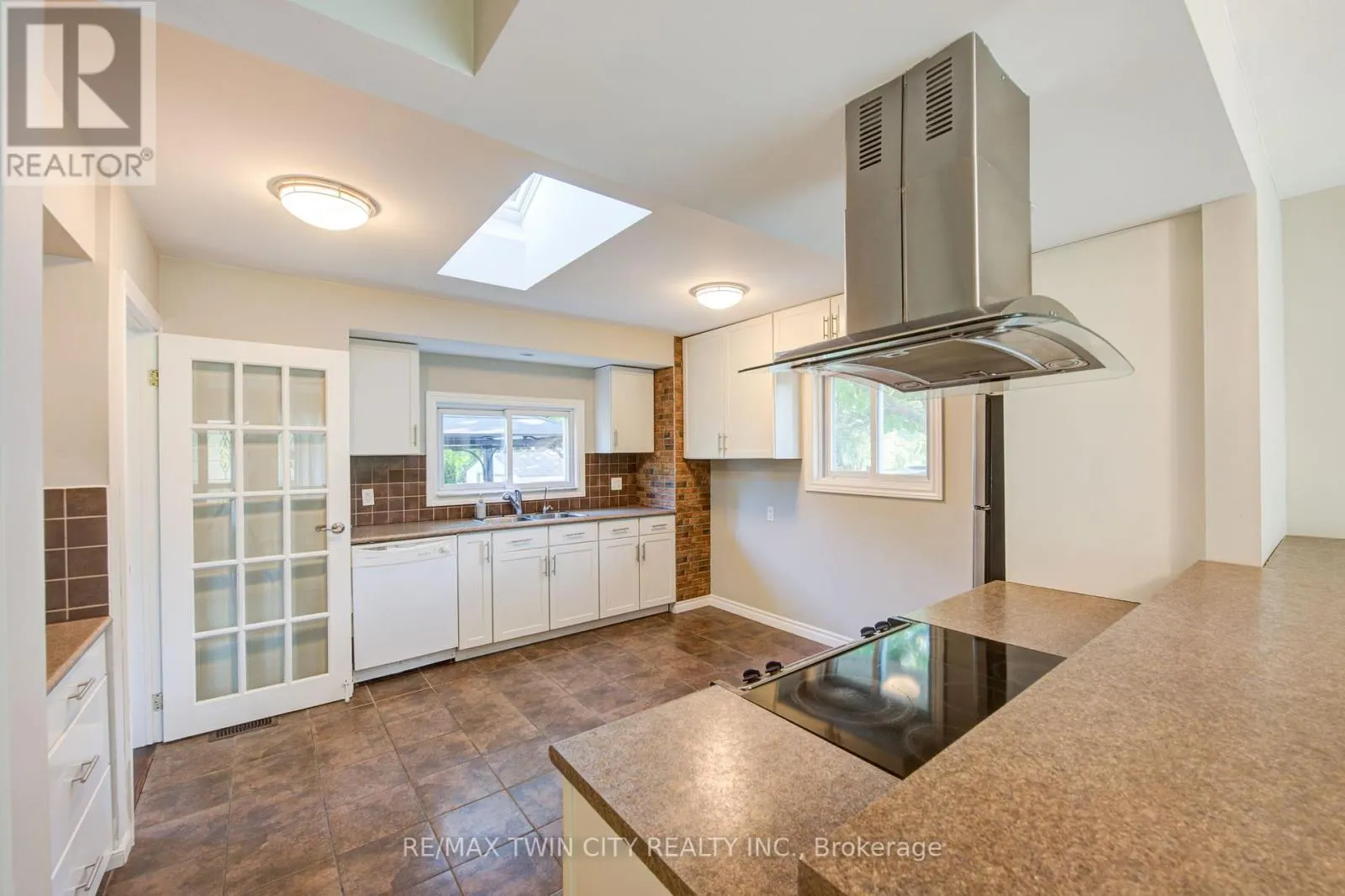1319 ROSEVILLE ROAD