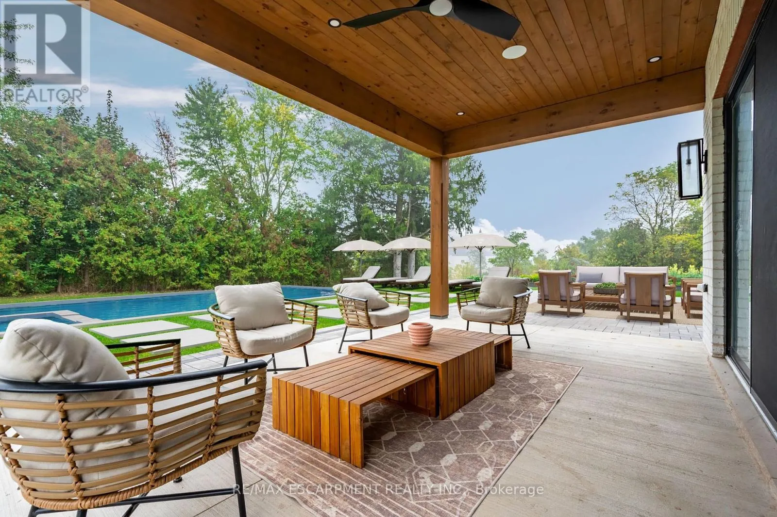 1131 CONCESSION 6 W