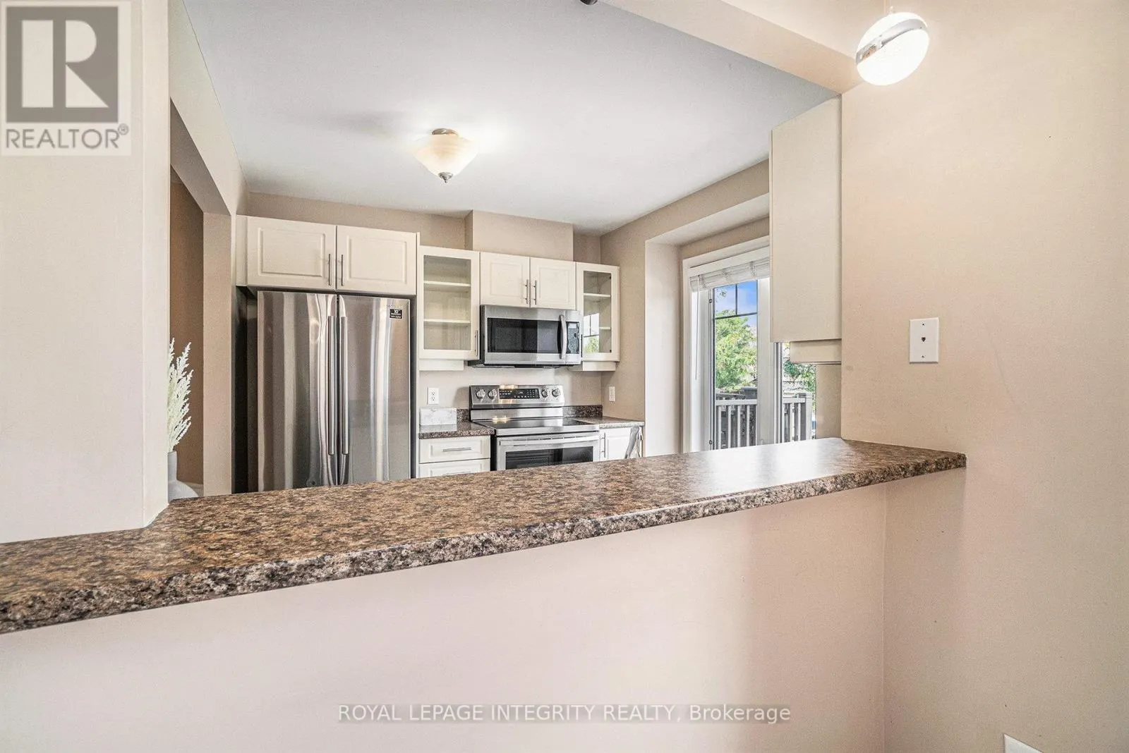 1604 HAYDON CIRCLE