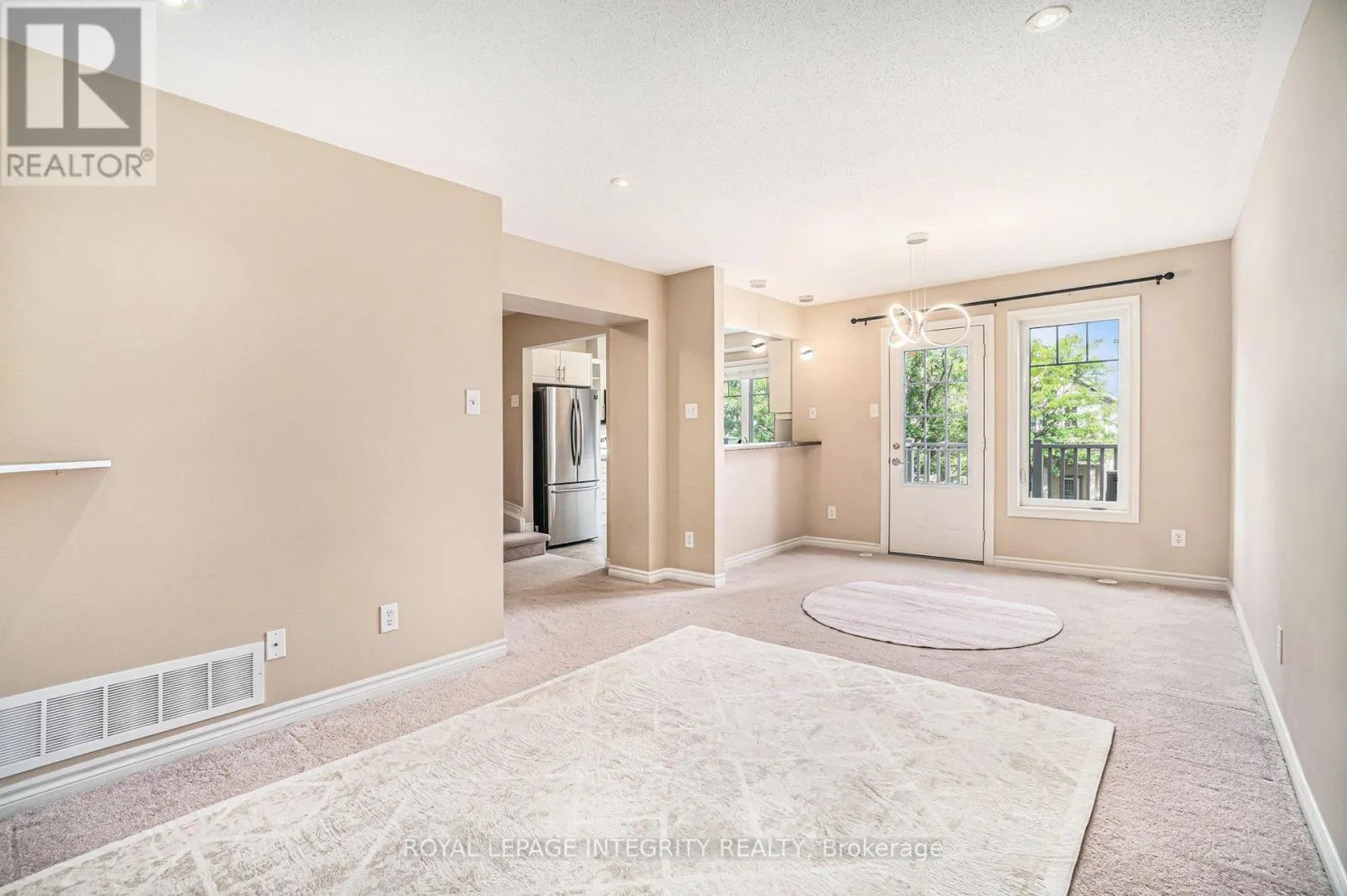 1604 HAYDON CIRCLE