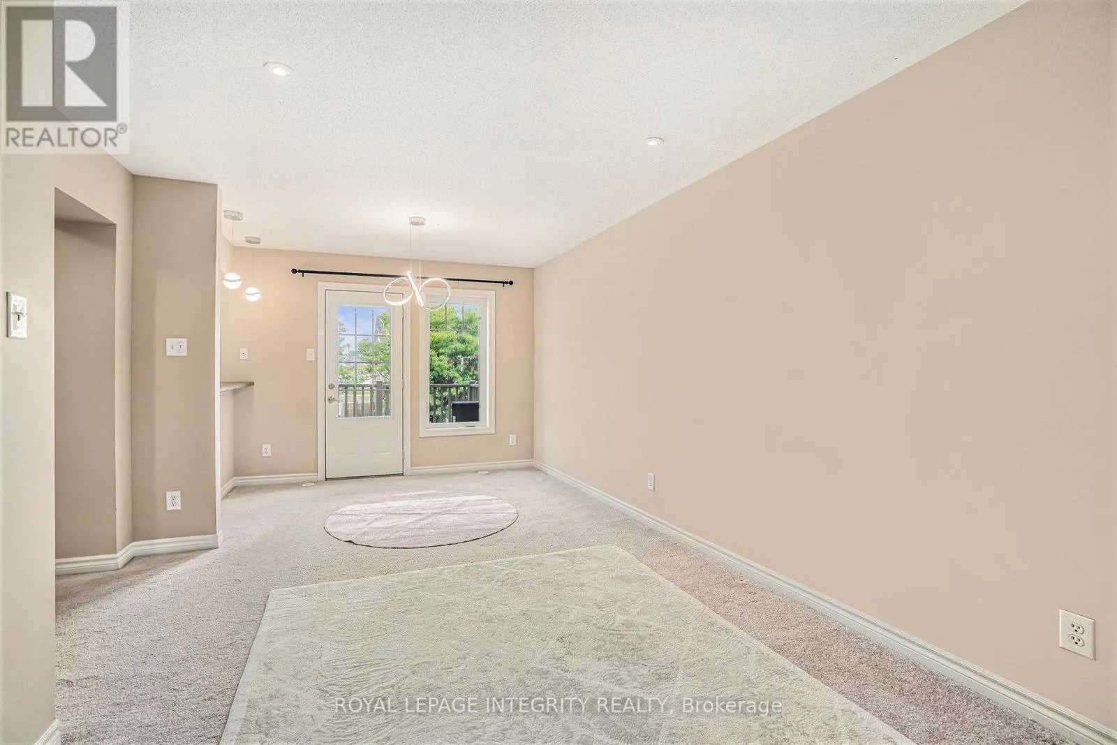 1604 HAYDON CIRCLE