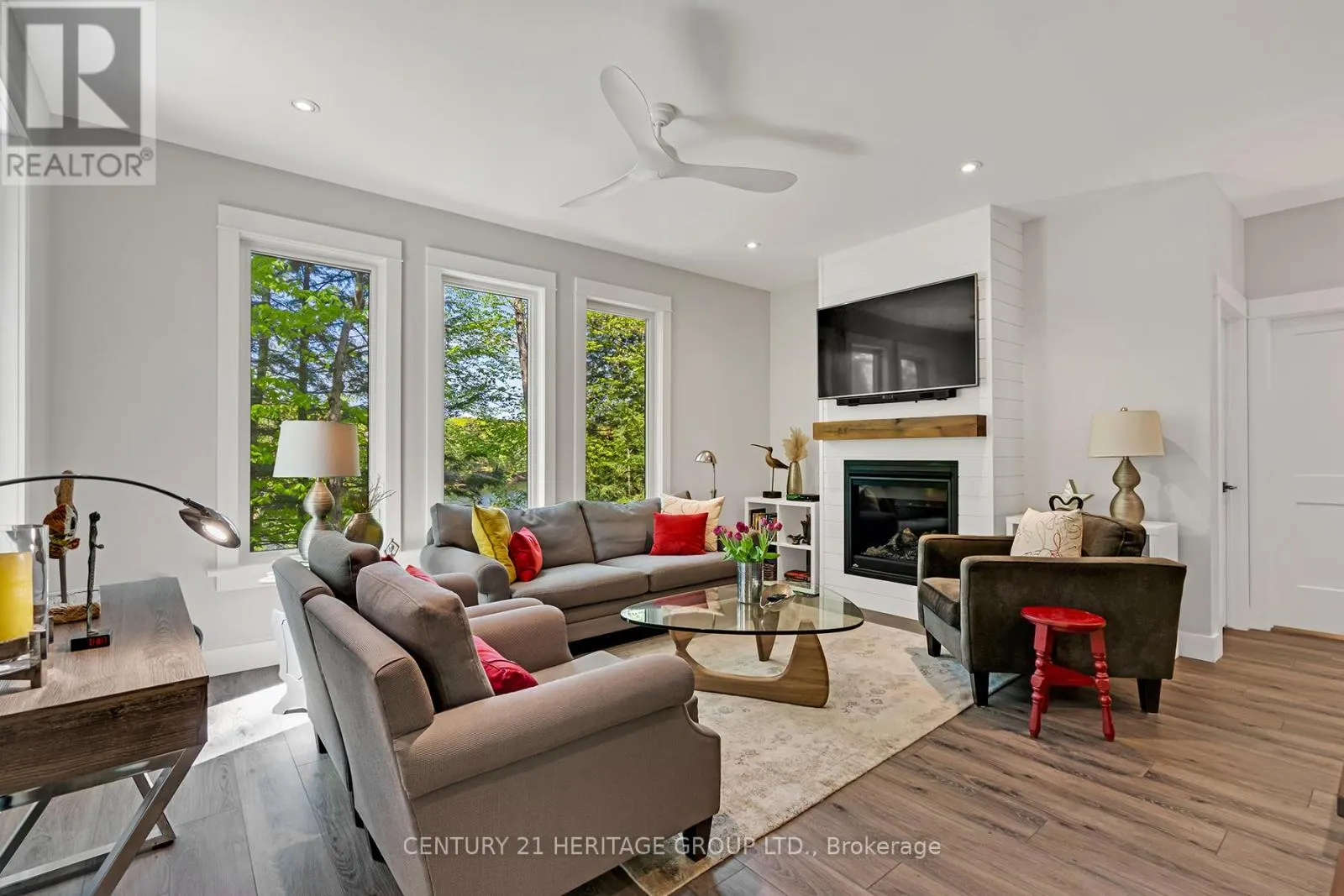 46 GODDARD CRESCENT