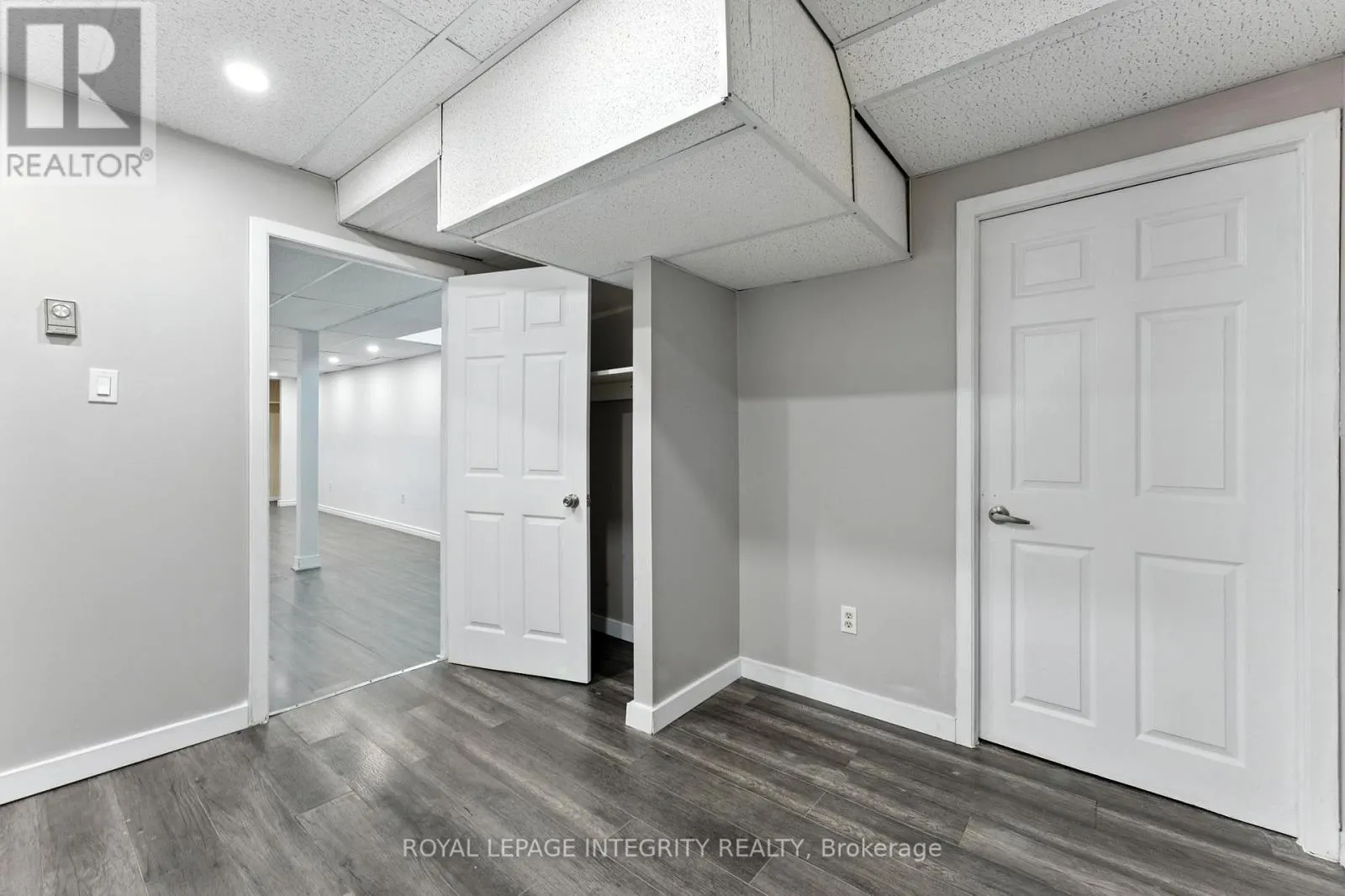 7900 DECARIE DRIVE