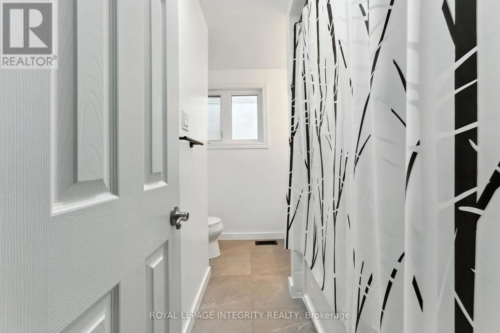 7900 DECARIE DRIVE