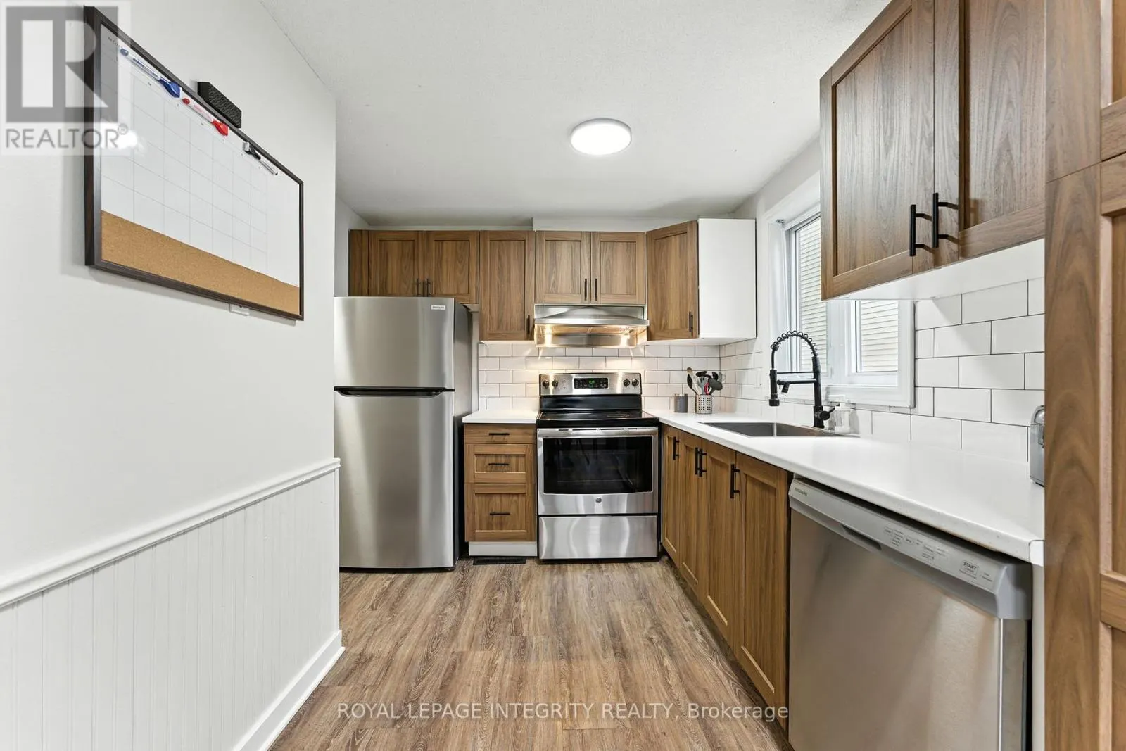 7900 DECARIE DRIVE