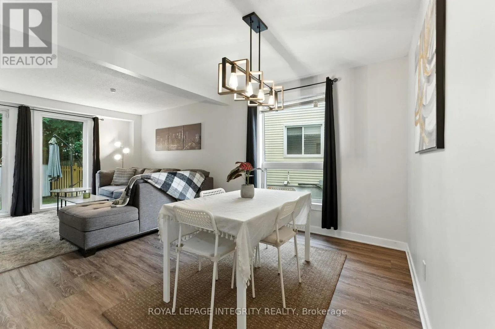 7900 DECARIE DRIVE