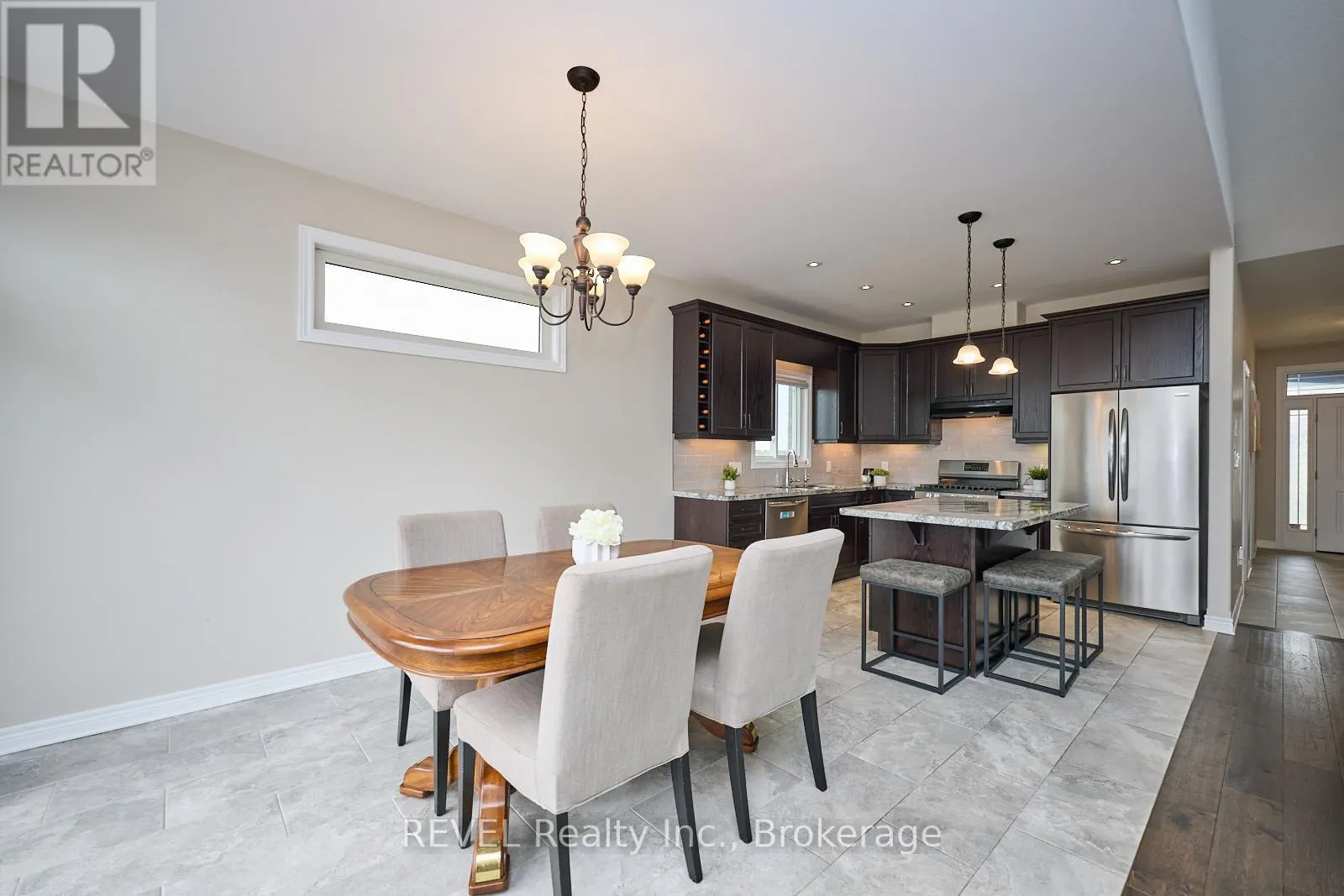 5 CINNAMON STREET