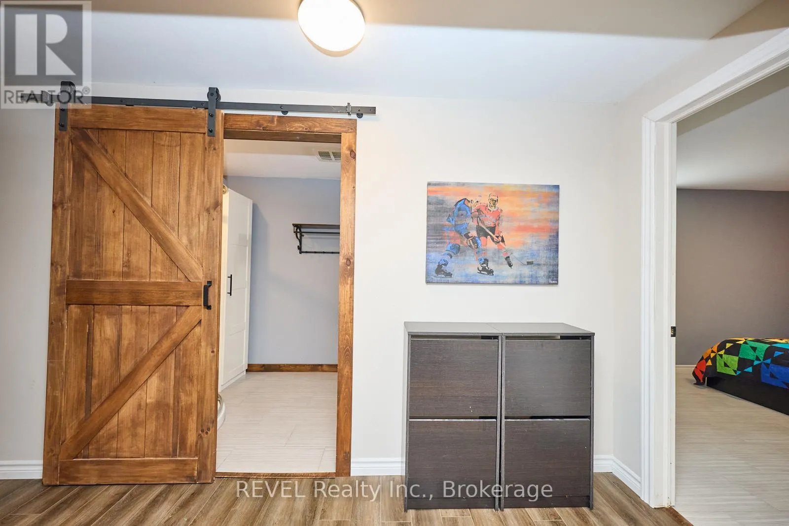 5 CINNAMON STREET