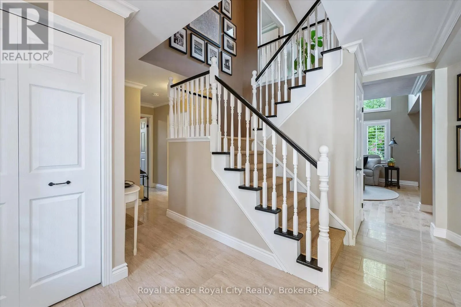 15 SUGARBUSH PLACE