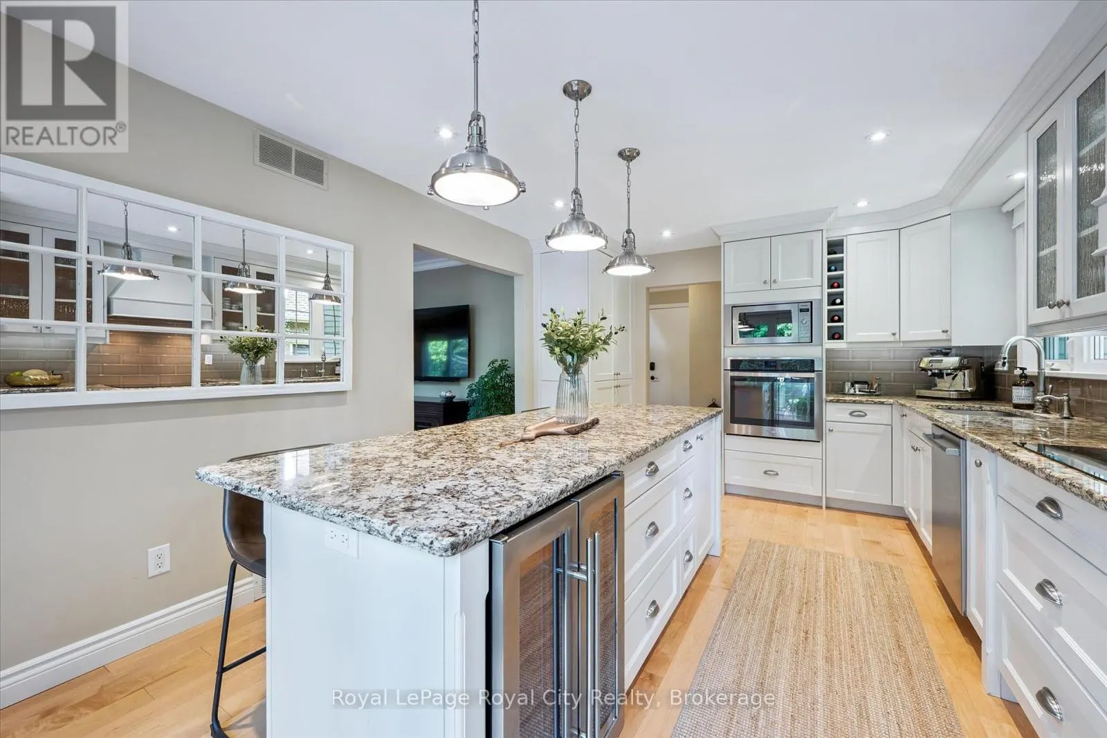 15 SUGARBUSH PLACE