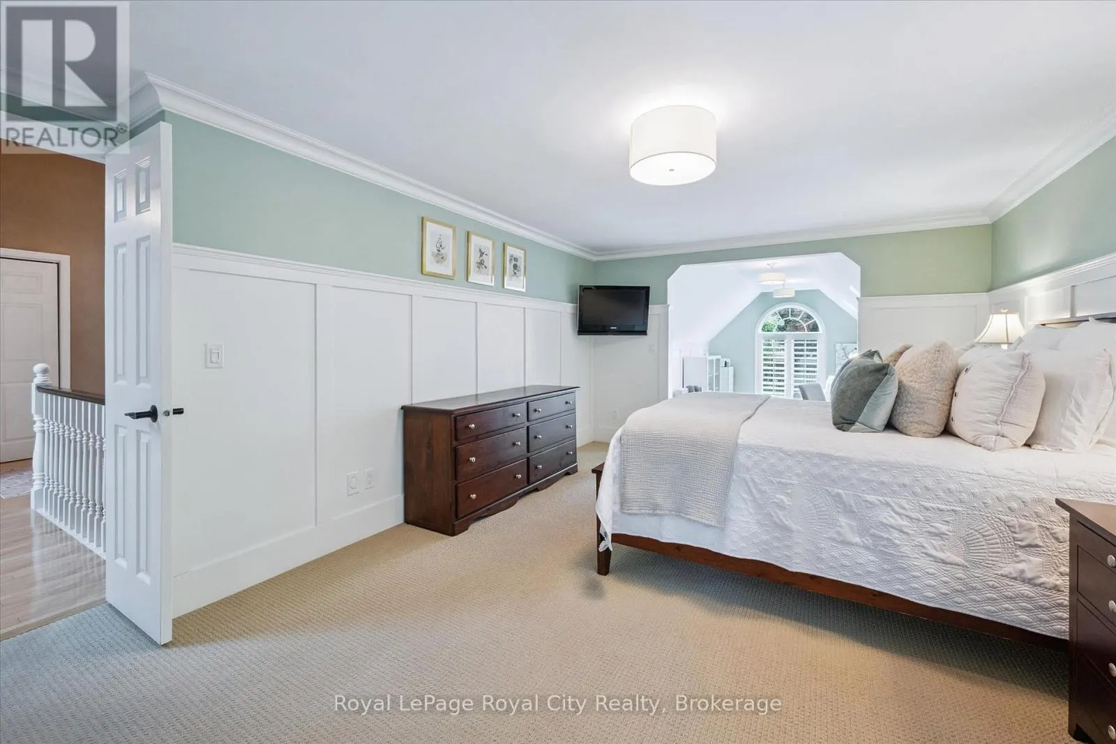 15 SUGARBUSH PLACE