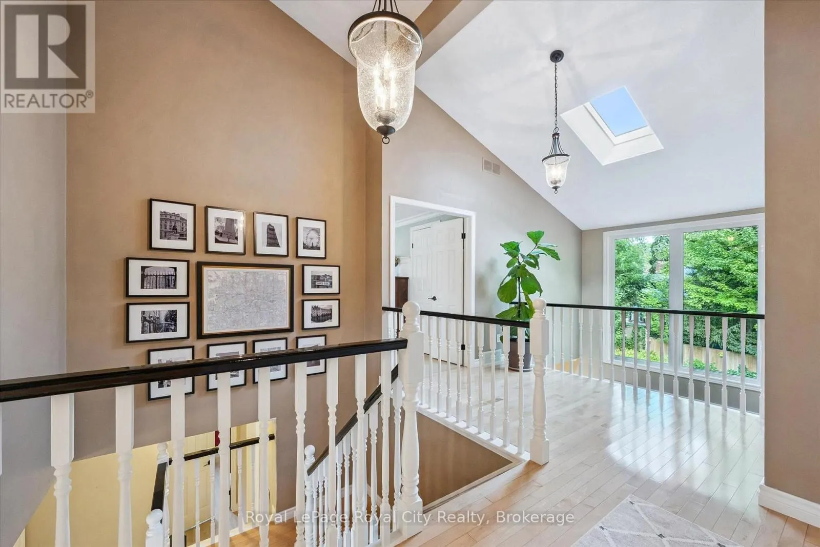 15 SUGARBUSH PLACE