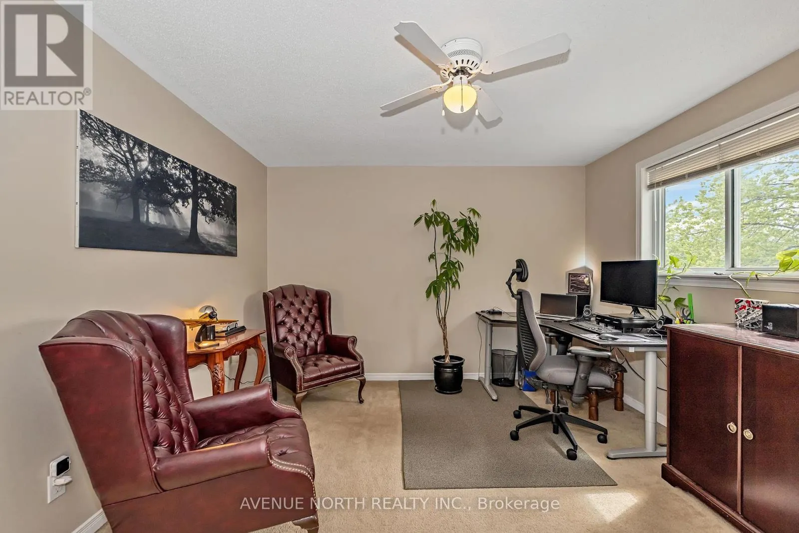 120 MARKLAND CRESCENT