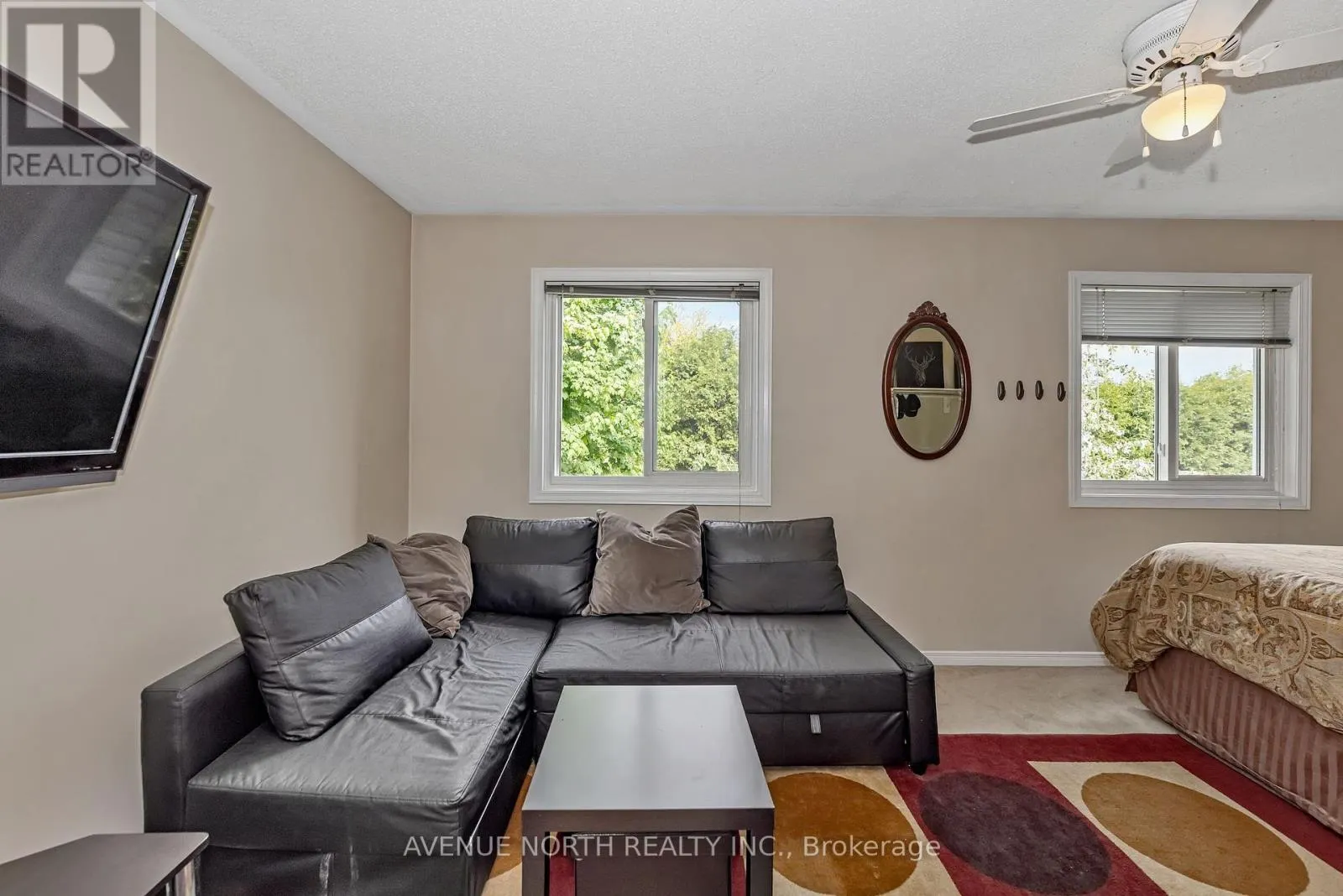 120 MARKLAND CRESCENT