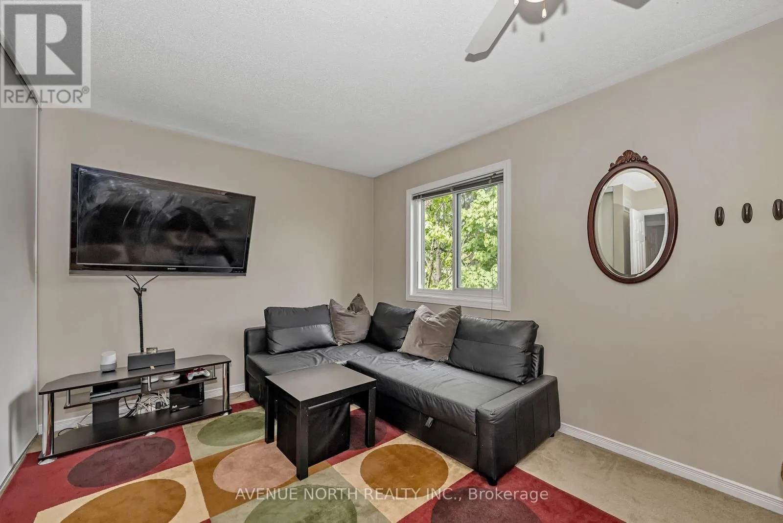 120 MARKLAND CRESCENT