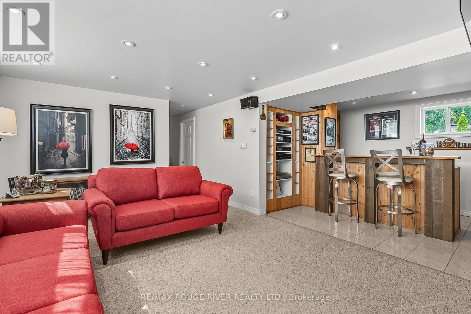 326 LAKESHORE DRIVE