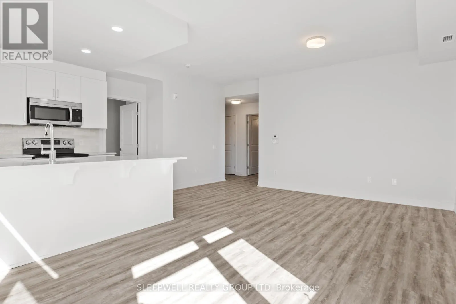 204 - 3 BEDALE DRIVE