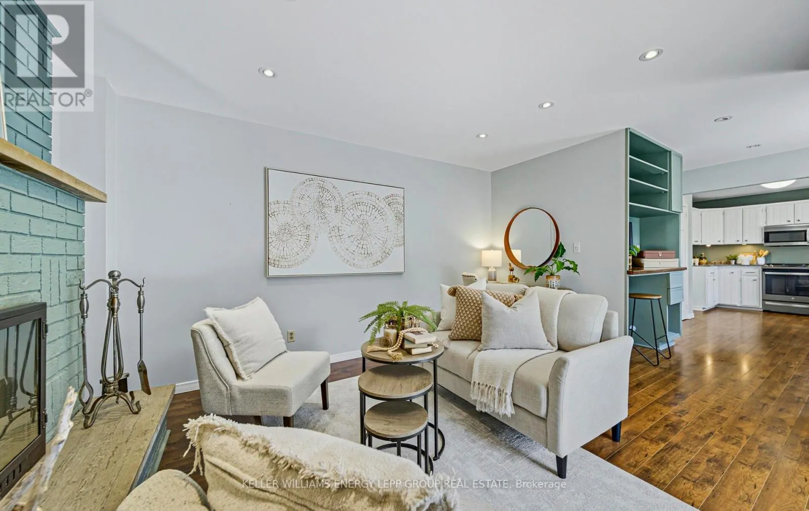 7 HERBERT PLACE