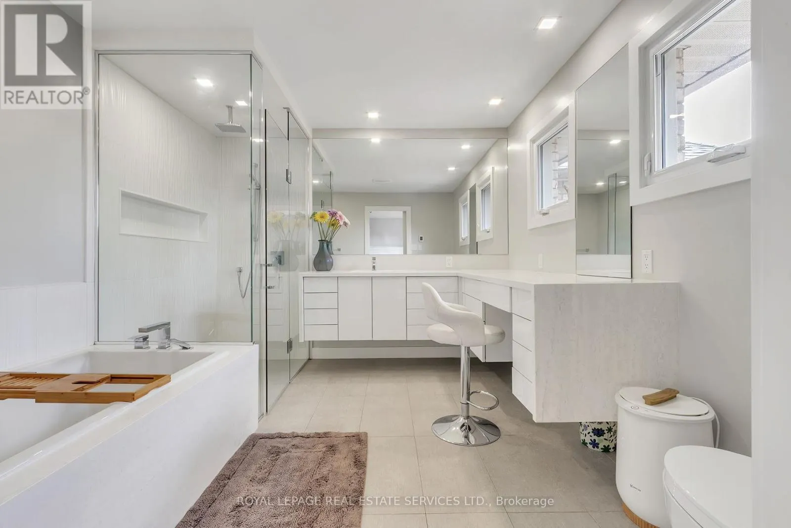 59 ELODIA COURT