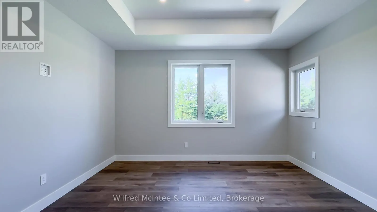 105 DEVINWOOD AVENUE