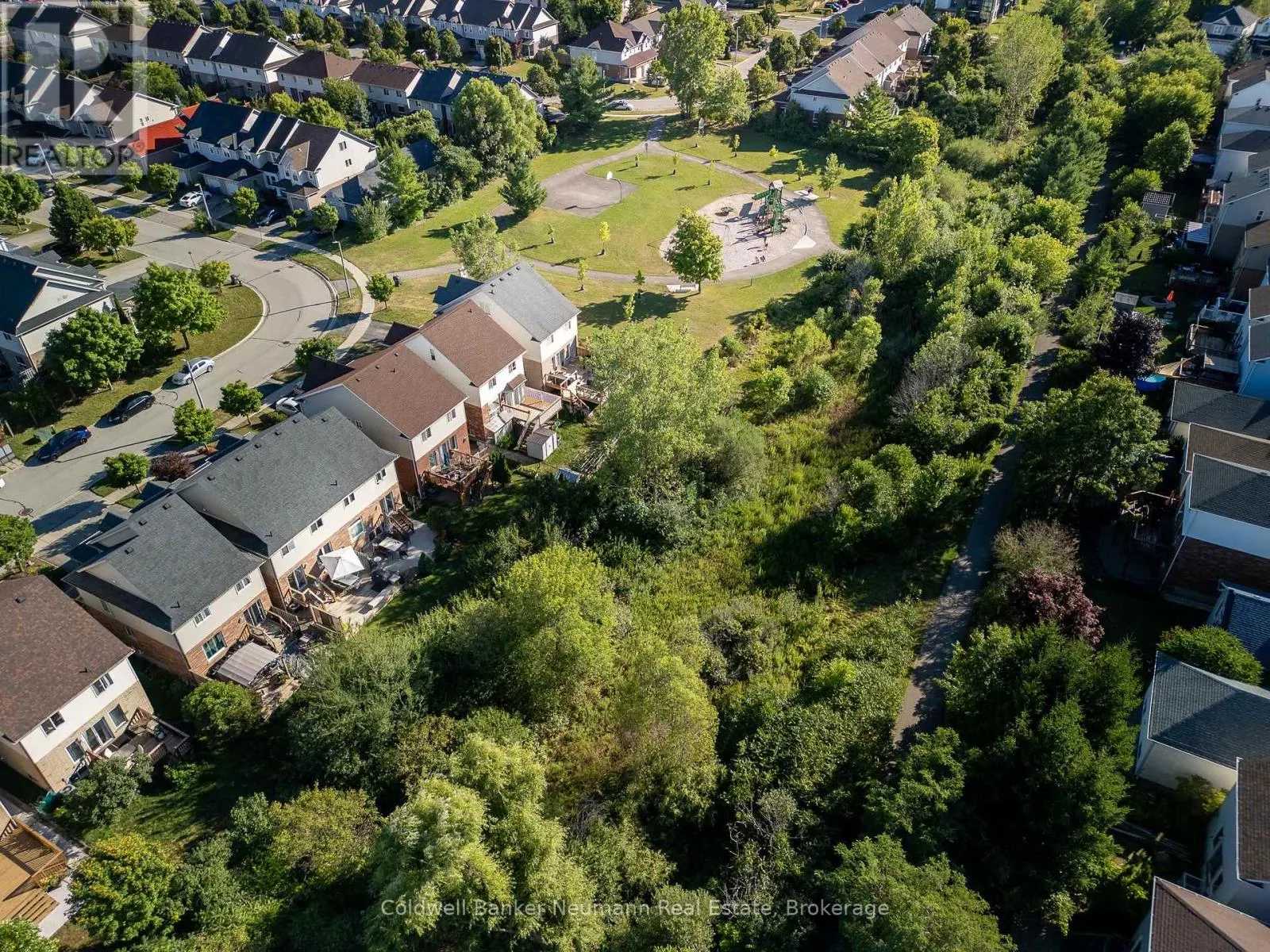 46 DARLING CRESCENT