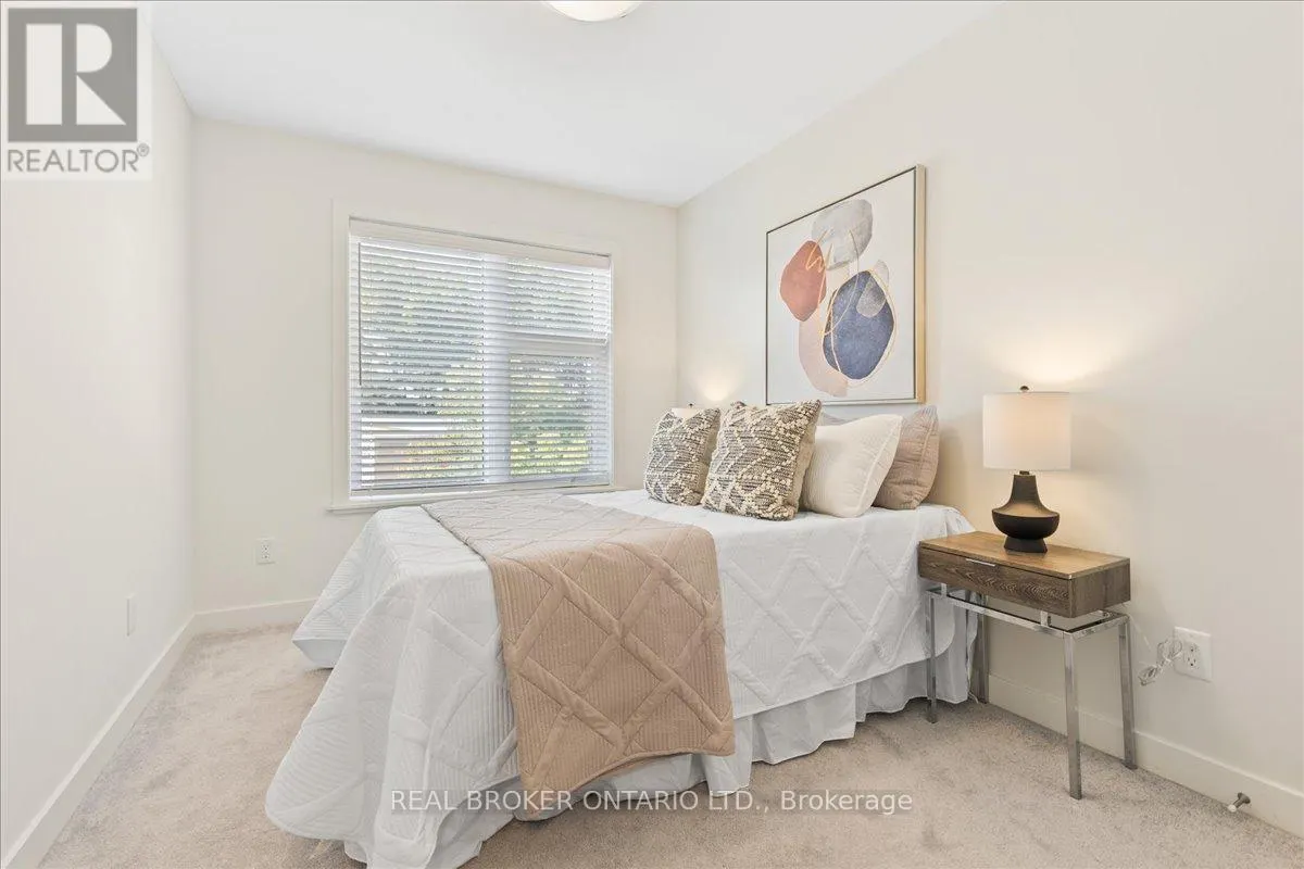 3 - 110 FERGUS AVENUE