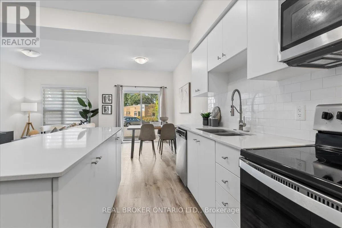 3 - 110 FERGUS AVENUE