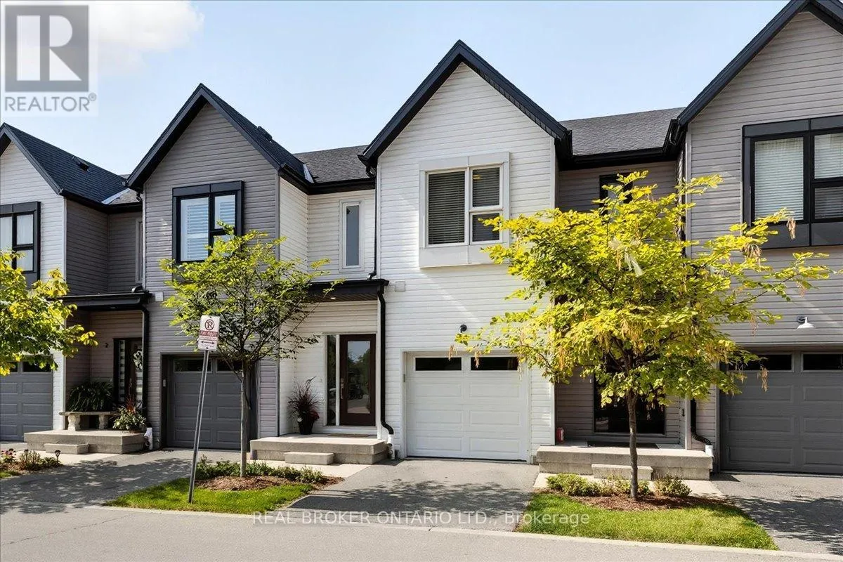 3 - 110 FERGUS AVENUE