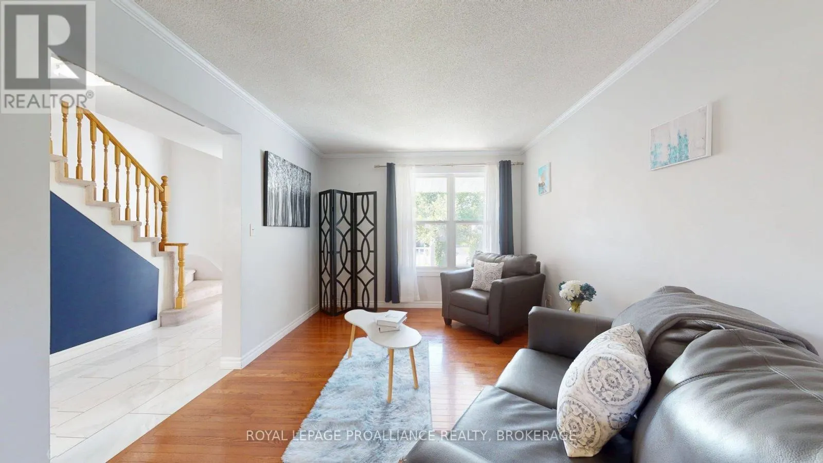 878 WALKER COURT