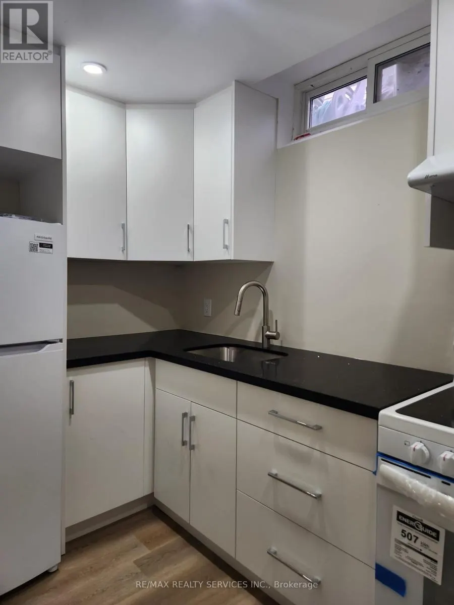 BASEMENT - 464 THORNDALE DRIVE