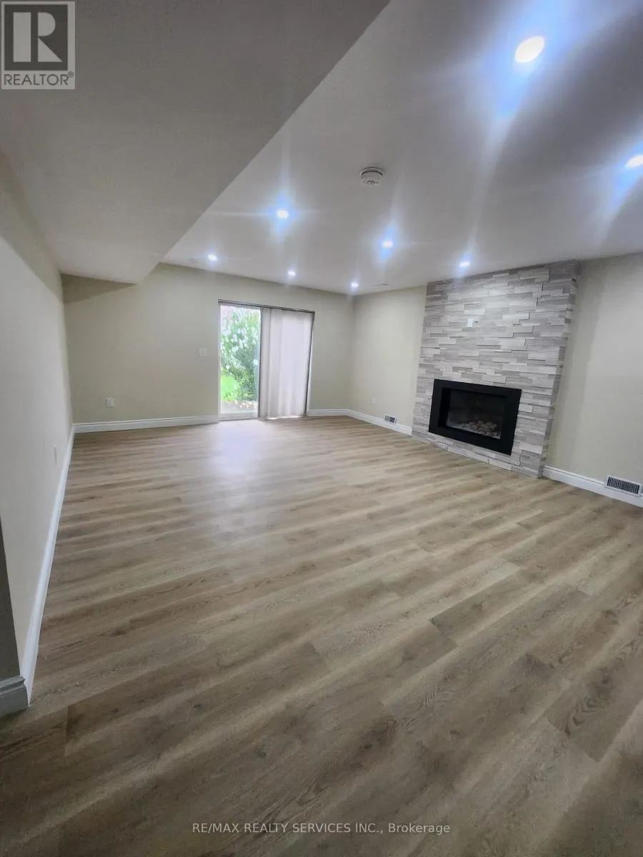 BASEMENT - 464 THORNDALE DRIVE