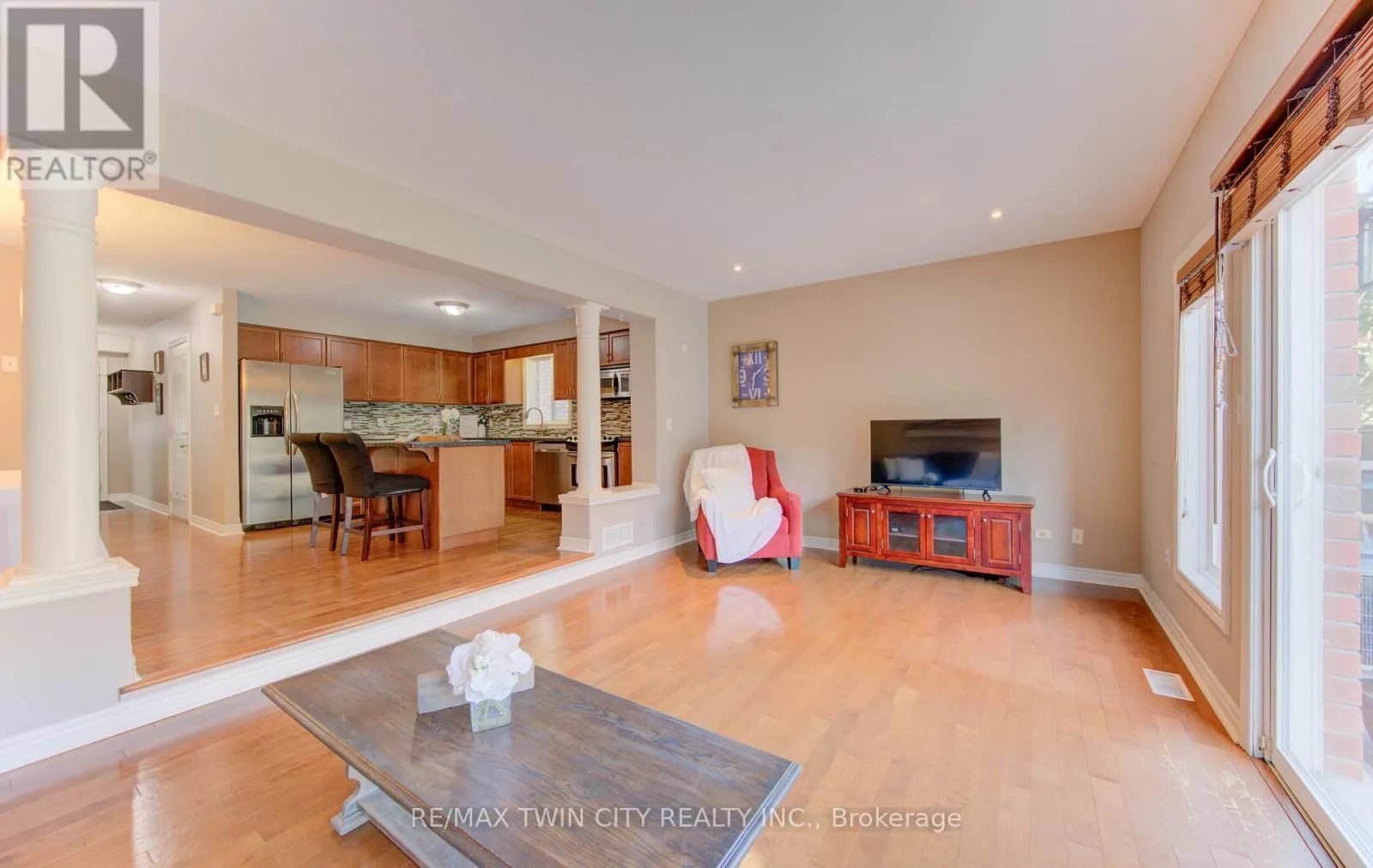 27 OLIVEWOOD WAY
