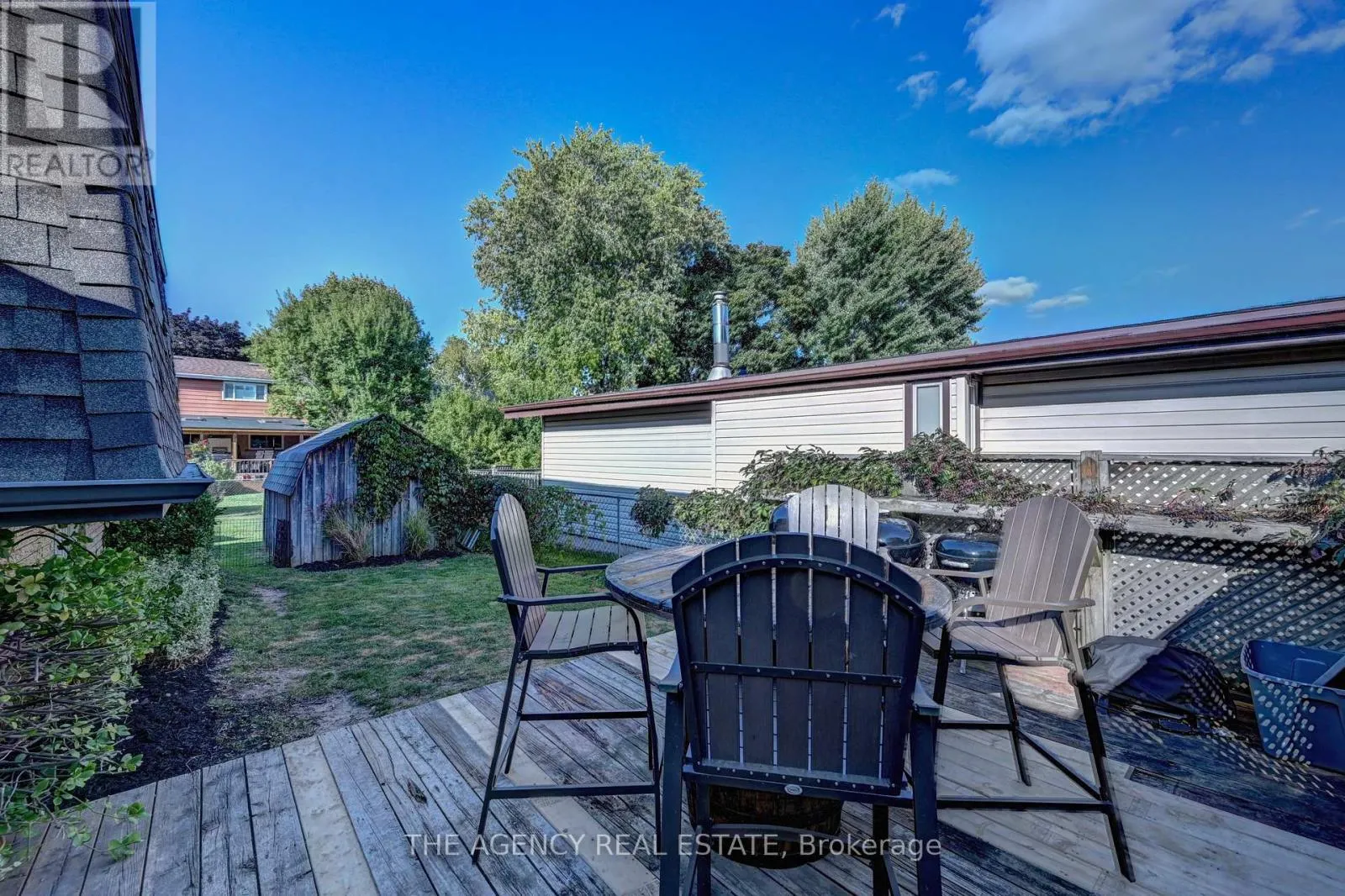 396 DUNVEGAN DRIVE