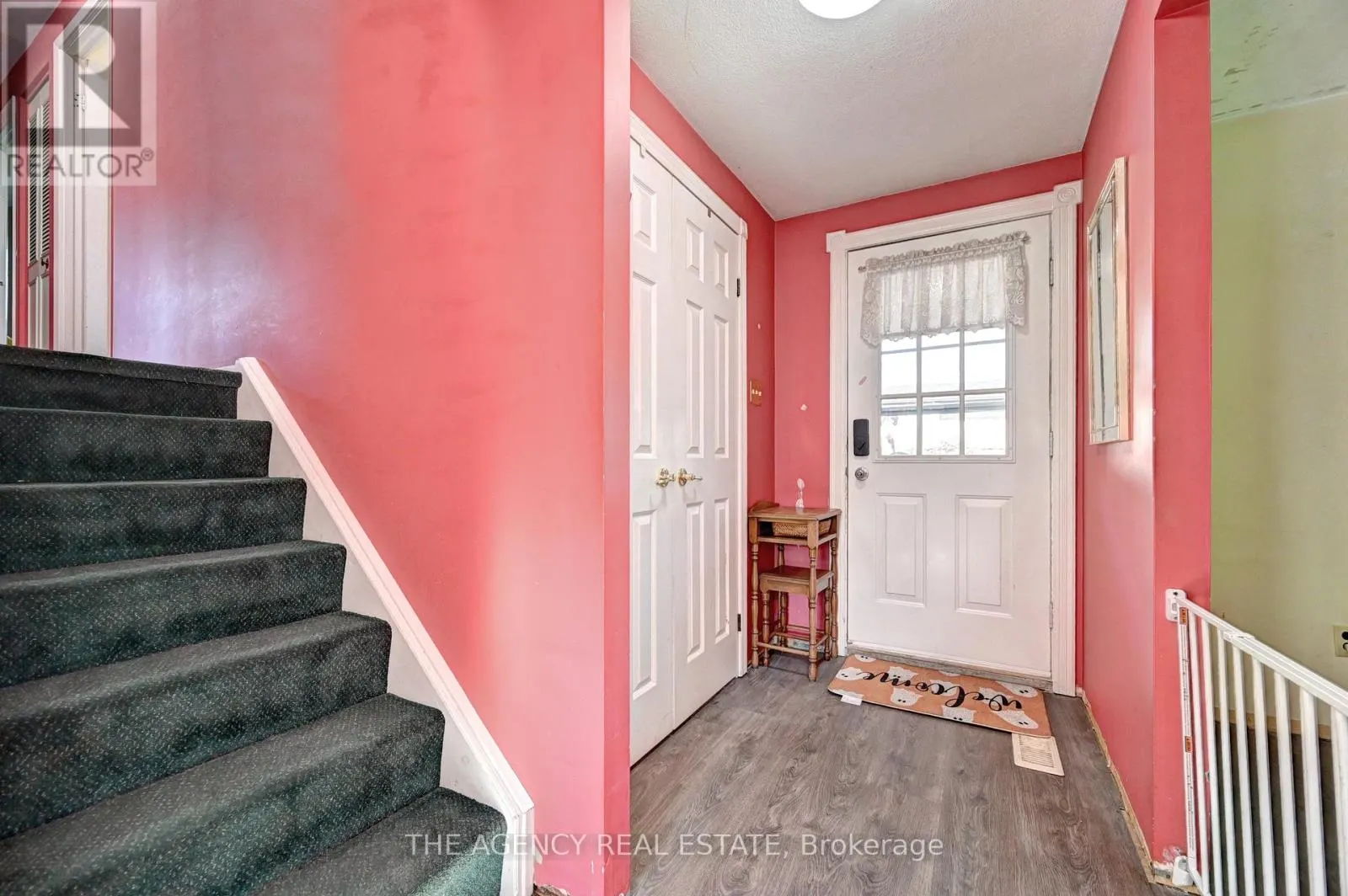 396 DUNVEGAN DRIVE