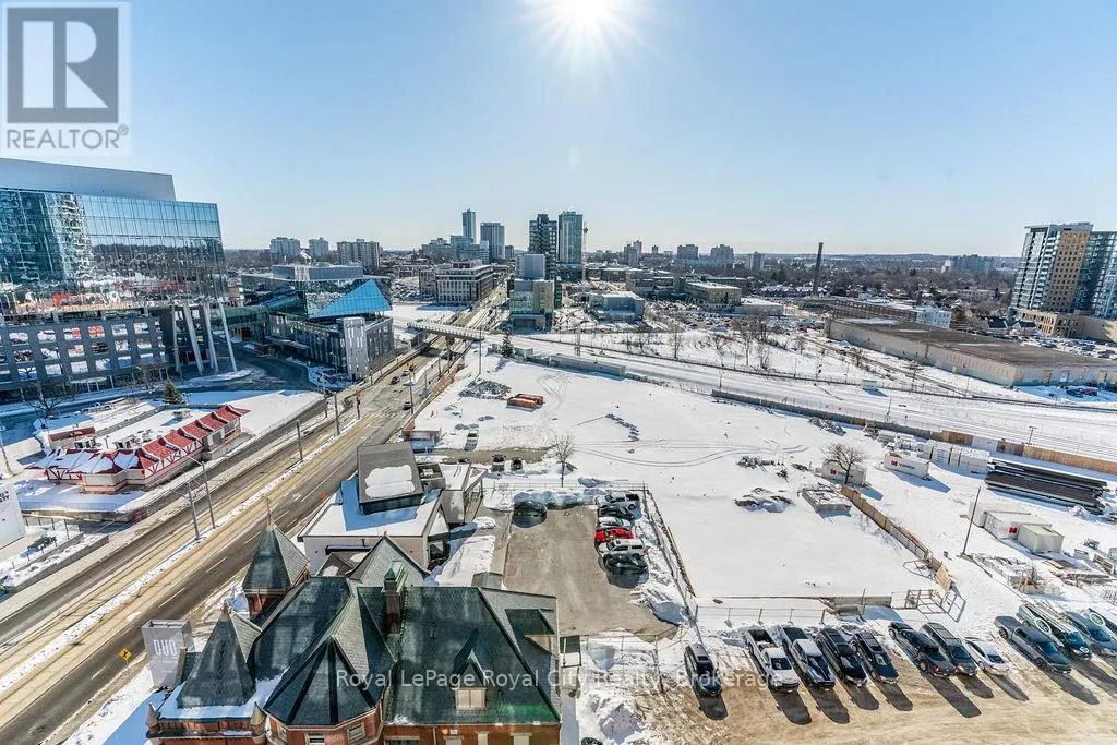 1001 - 5 WELLINGTON STREET S, #1001