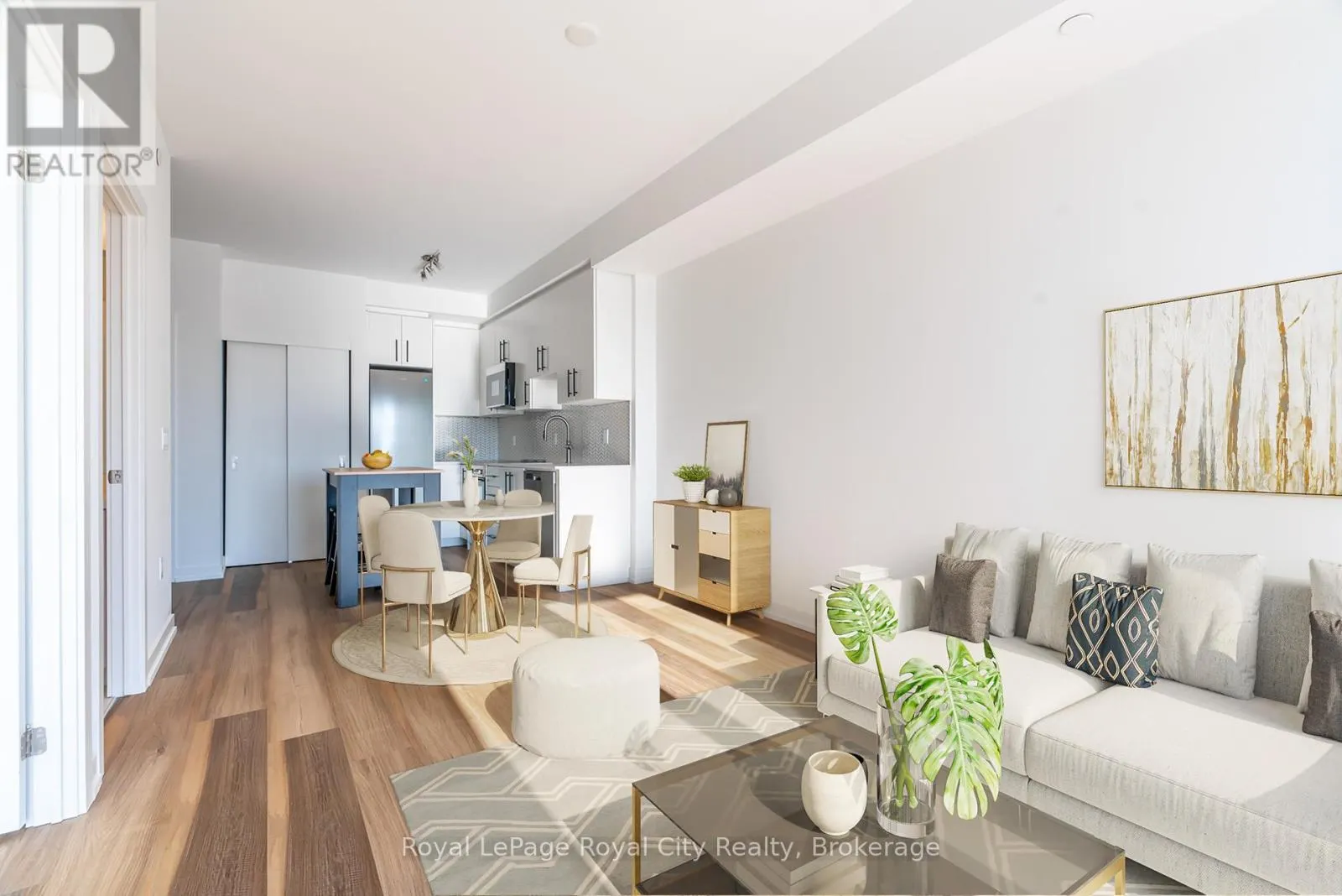 1001 - 5 WELLINGTON STREET S, #1001