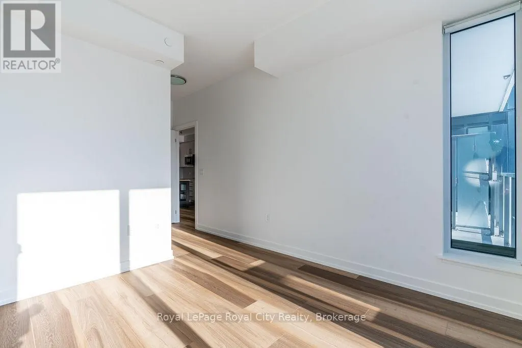 1001 - 5 WELLINGTON STREET S, #1001