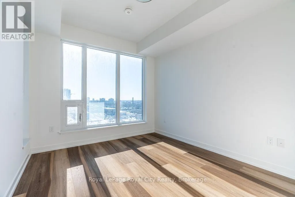1001 - 5 WELLINGTON STREET S, #1001