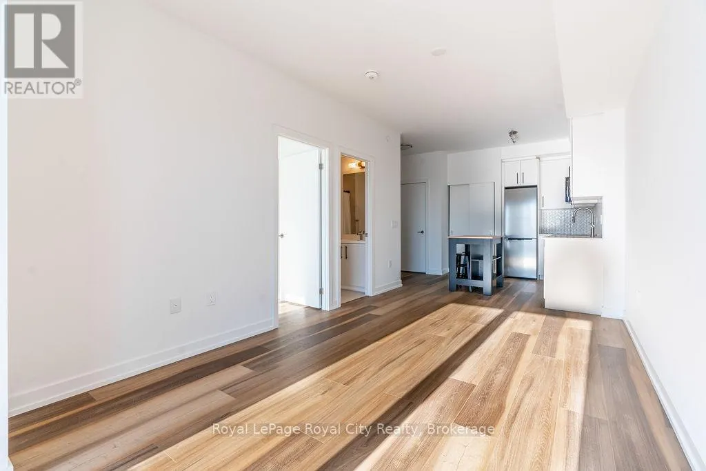1001 - 5 WELLINGTON STREET S, #1001